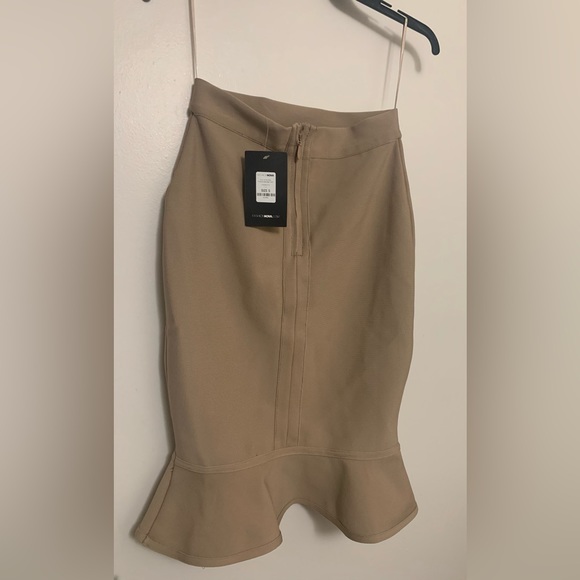 Fashion Nova bandage skirt with tags - Picture 2 of 2